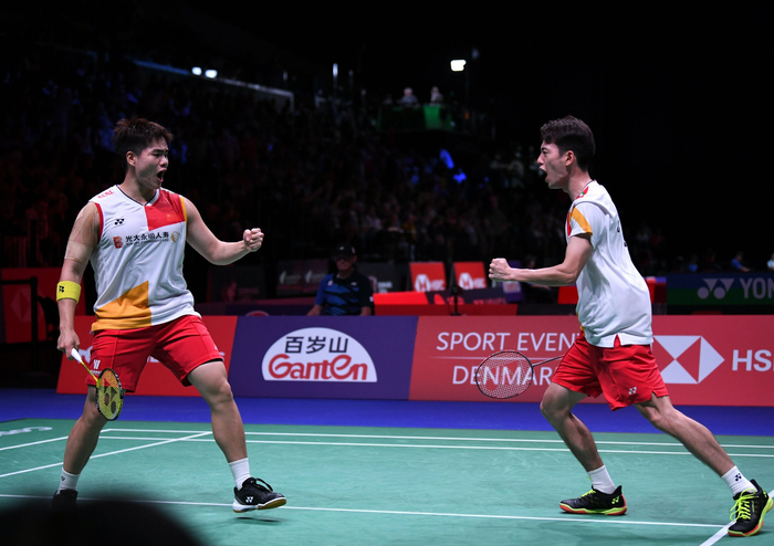 高诗岩的罚 高诗岩的罚