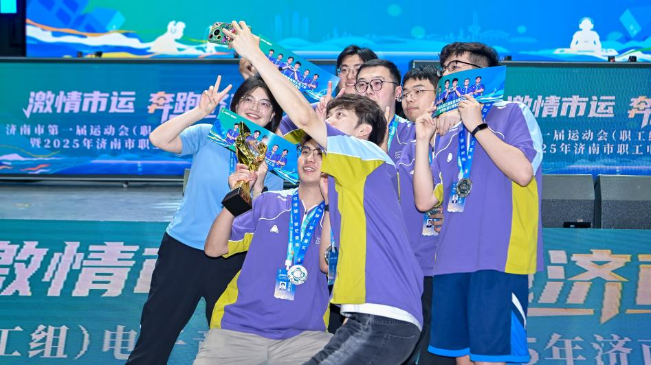 进行战术改 进行战术改