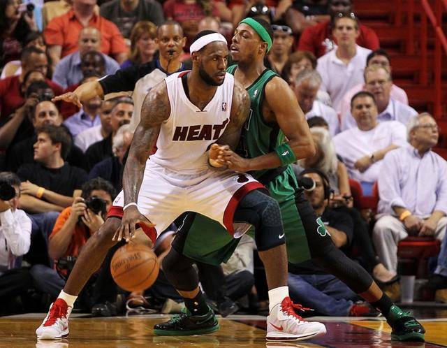 在这场充满 在这场充满