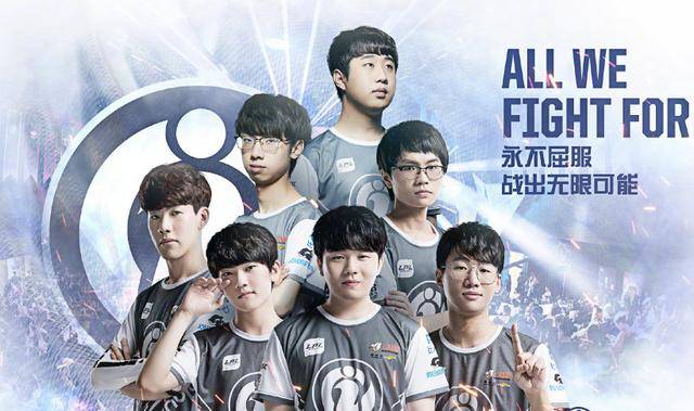 在现代足球 在现代足球