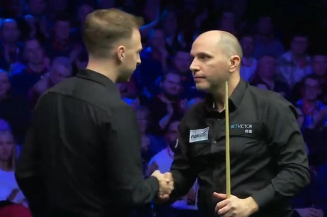 动幅度增大 动幅度增大