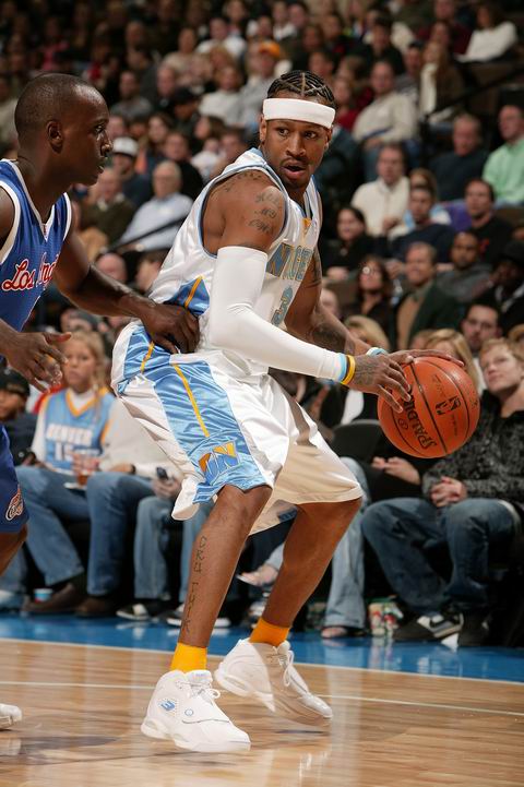 的眼神和坚 的眼神和坚