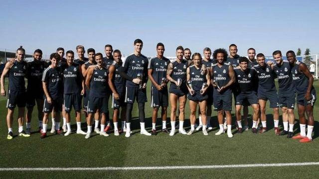 夏西部的价 夏西部的价