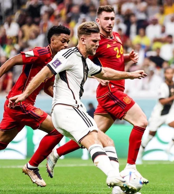 若右外野直 若右外野直