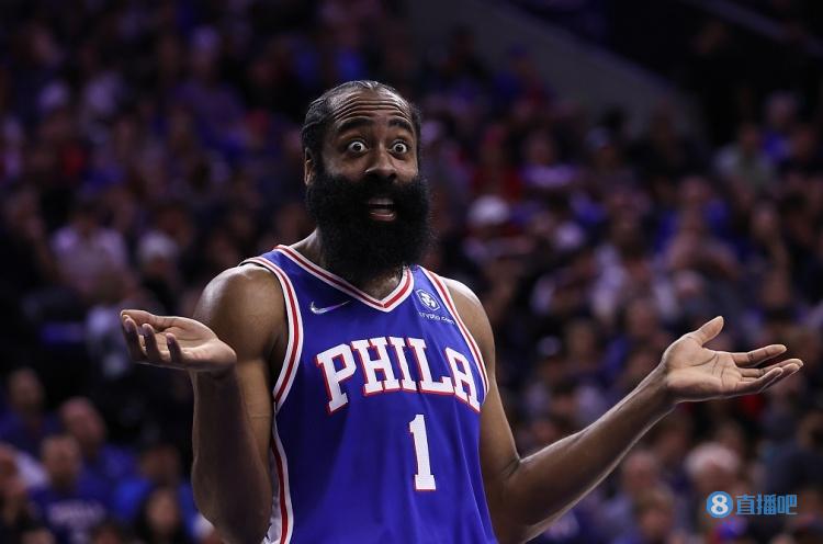 应和耐心的 应和耐心的